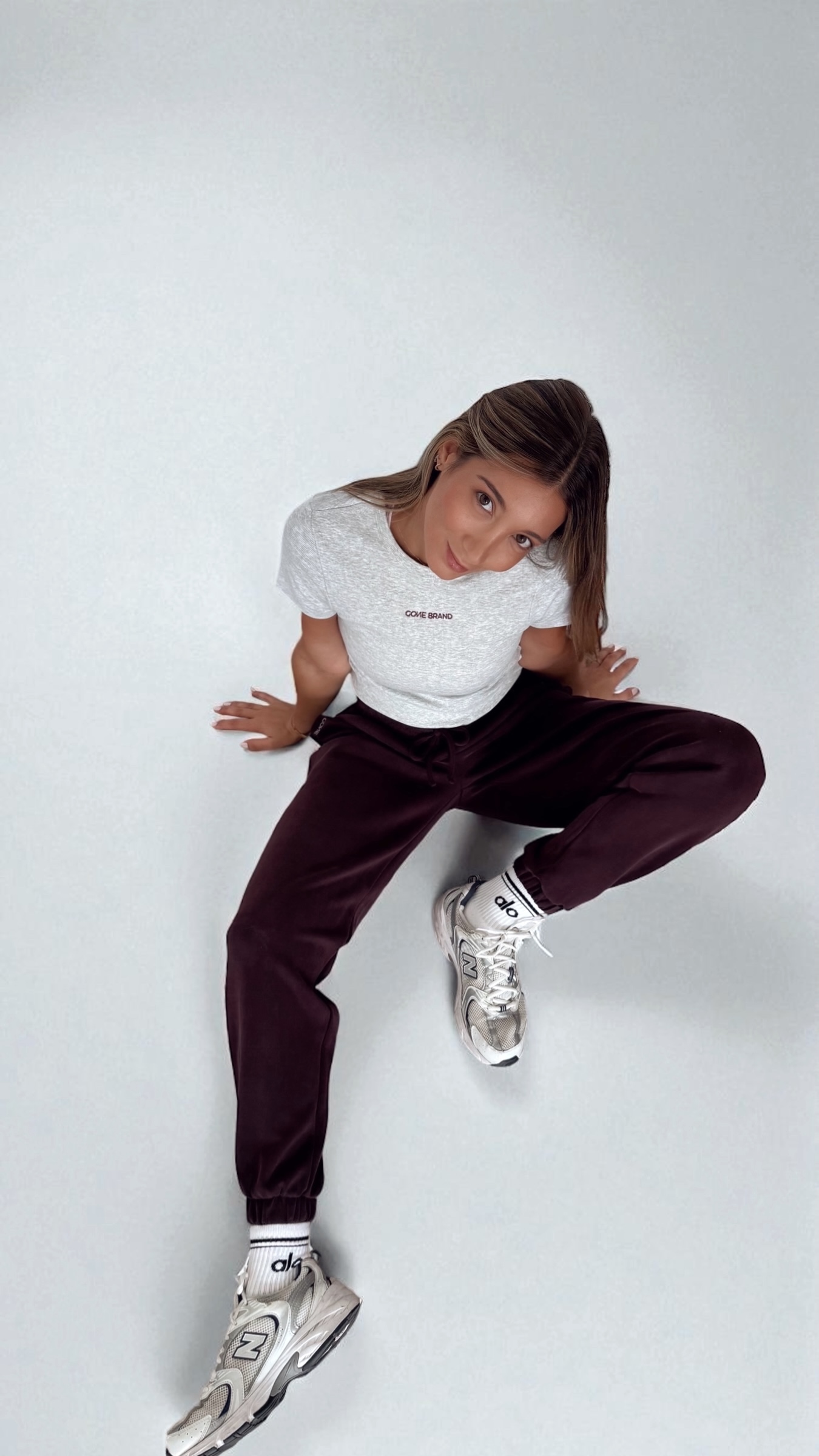 COSY CHANDAL BURDEOS Y GRIS - Imagen 4